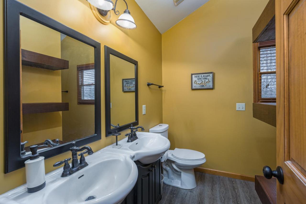 North Ridge Place Brand New Log Cabin With Hot Tub Great Location Sevierville Exterior foto